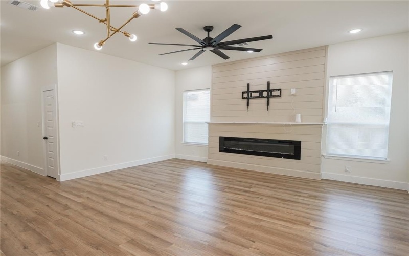 4307 Jamaica Street, Dallas, TX 75210, 3 Habitaciones Habitaciones , ,2 BañosBaños,Residential,En Venta,4307 Jamaica Street,0,21055500