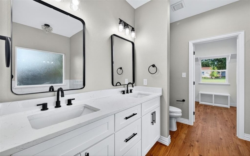 127 Graves Circle, Pottsboro, TX 75076, 3 Habitaciones Habitaciones , ,2 BañosBaños,Residential,En Venta,127 Graves Circle,0,21056044