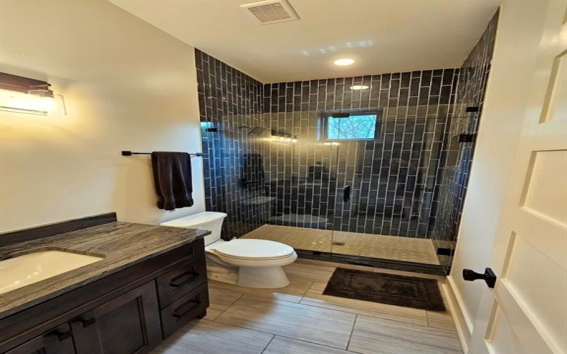 608 Redbud Court, Cedar Hill, TX 75104, 5 Habitaciones Habitaciones , ,5 BañosBaños,Residential,En Venta,608 Redbud Court,0,21072171