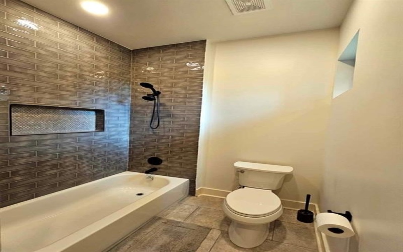 608 Redbud Court, Cedar Hill, TX 75104, 5 Habitaciones Habitaciones , ,5 BañosBaños,Residential,En Venta,608 Redbud Court,0,21072171