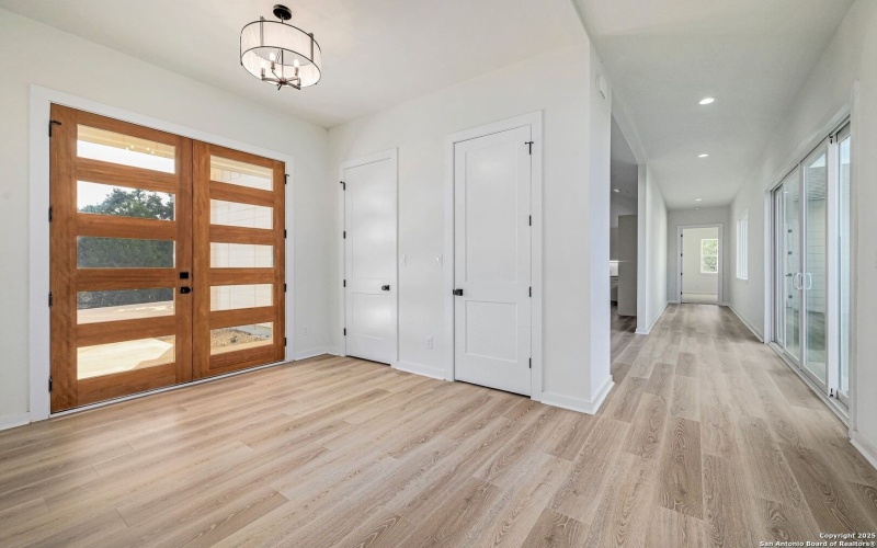 431 Lets Roll Drive, Fischer, TX 78623, 4 Habitaciones Habitaciones , ,3 BañosBaños,Residential,En Venta,431 Lets Roll Drive,0,1911217