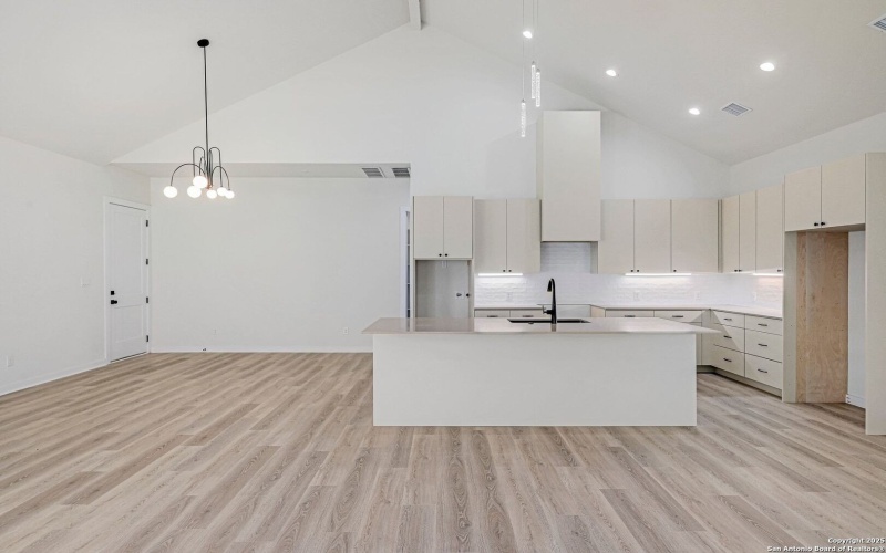 431 Lets Roll Drive, Fischer, TX 78623, 4 Habitaciones Habitaciones , ,3 BañosBaños,Residential,En Venta,431 Lets Roll Drive,0,1911217