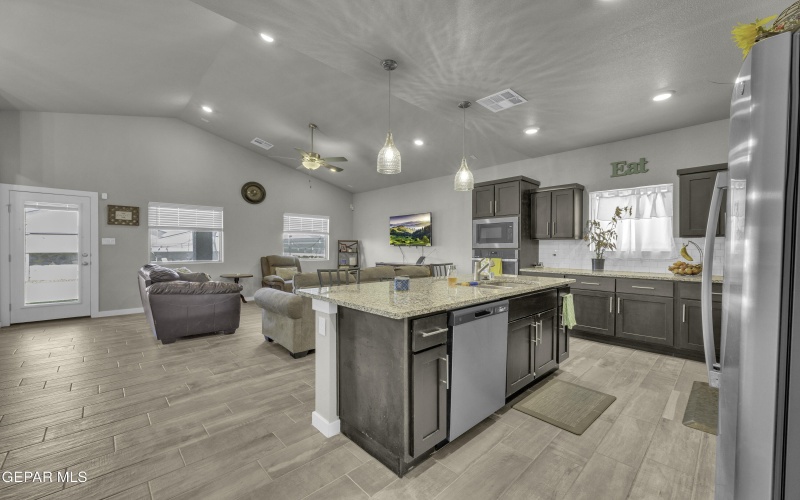 12603 CODY KYLE Court, El Paso, TX 79928, 3 Habitaciones Habitaciones , ,2 BañosBaños,Residential,En Venta,12603 CODY KYLE Court,0,931151