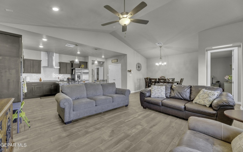12603 CODY KYLE Court, El Paso, TX 79928, 3 Habitaciones Habitaciones , ,2 BañosBaños,Residential,En Venta,12603 CODY KYLE Court,0,931151