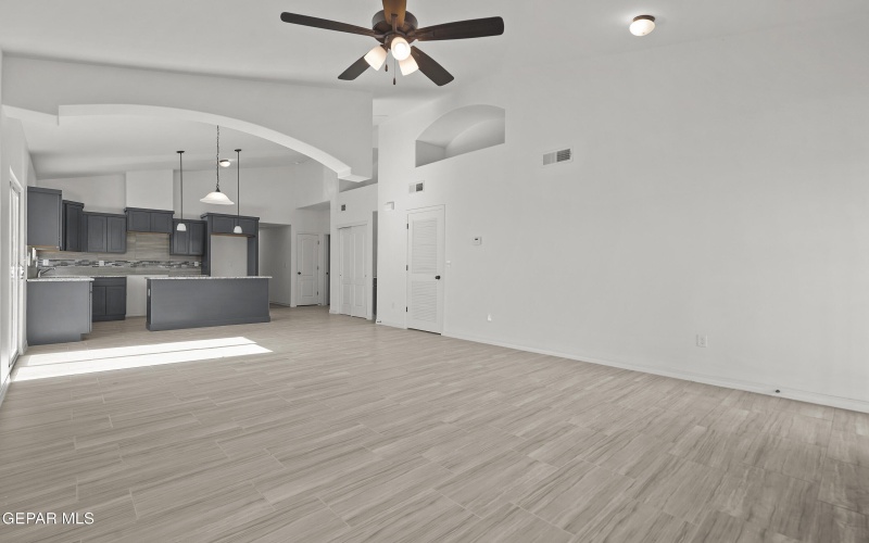 13853 Summer Story Avenue, El Paso, TX 79928, 4 Bedrooms Bedrooms, ,2 BathroomsBathrooms,Residential,For Sale,13853 Summer Story Avenue,0,931171