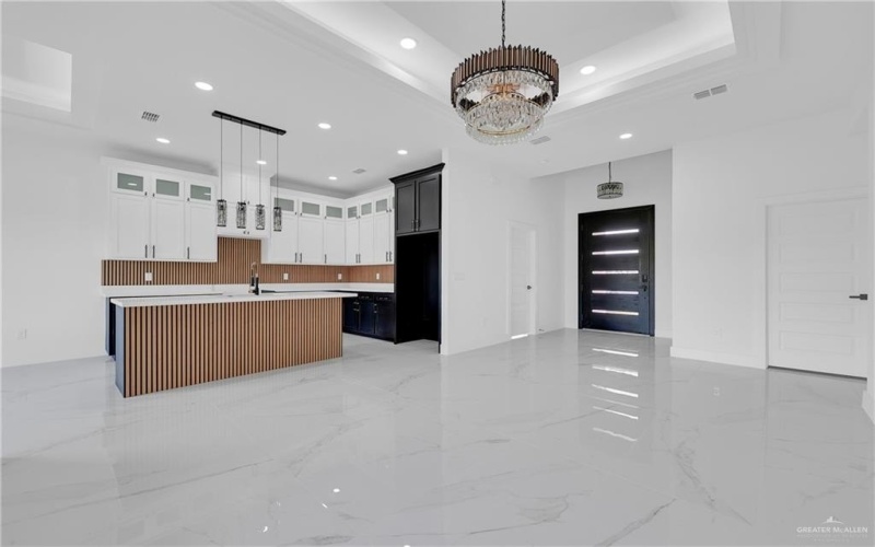 2304 N Revolution Street, Edinburg, TX 78541, 3 Bedrooms Bedrooms, ,2 BathroomsBathrooms,Residential,For Sale,2304 N Revolution Street,0,477061