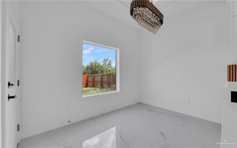 2304 N Revolution Street, Edinburg, TX 78541, 3 Bedrooms Bedrooms, ,2 BathroomsBathrooms,Residential,For Sale,2304 N Revolution Street,0,477061