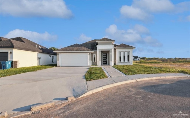 908 Bella Avenue, Alamo, TX 78516, 3 Bedrooms Bedrooms, ,2 BathroomsBathrooms,Residential,For Sale,908 Bella Avenue,0,482038