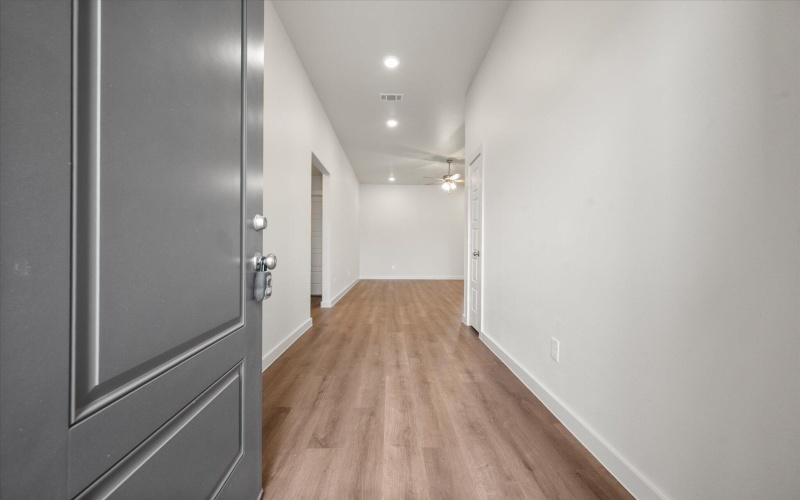 1624 N Clinton Avenue, Lubbock, TX 79416, 3 Habitaciones Habitaciones , ,2 BañosBaños,Residential,En Venta,1624 N Clinton Avenue,0,202561174