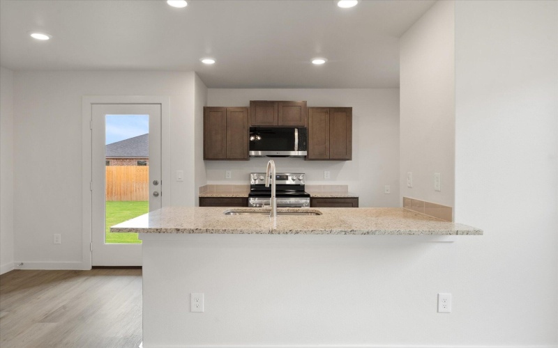 1616 N Clinton Avenue, Lubbock, TX 79416, 2 Bedrooms Bedrooms, ,2 BathroomsBathrooms,Residential,For Sale,1616 N Clinton Avenue,0,202561177