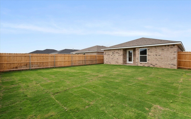 1616 N Clinton Avenue, Lubbock, TX 79416, 2 Bedrooms Bedrooms, ,2 BathroomsBathrooms,Residential,For Sale,1616 N Clinton Avenue,0,202561177