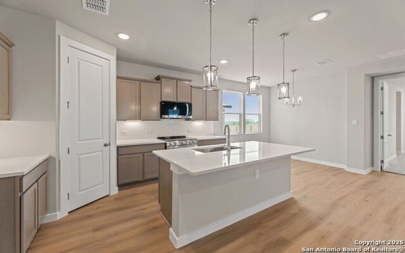 741 Whitman St, New Braunfels, TX 78130, 4 Bedrooms Bedrooms, ,2 BathroomsBathrooms,Residential,For Sale,741 Whitman St,0,1875688