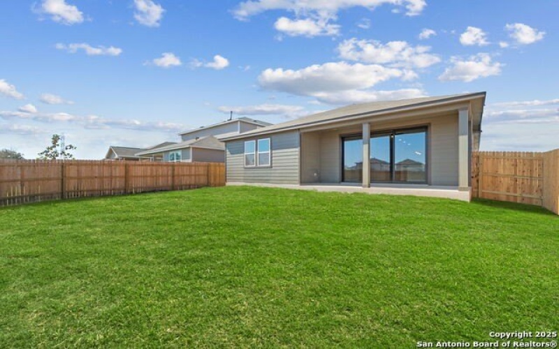 16510 Red Pine, Elmendorf, TX 78112, 4 Bedrooms Bedrooms, ,2 BathroomsBathrooms,Residential,For Sale,16510 Red Pine,0,1886531