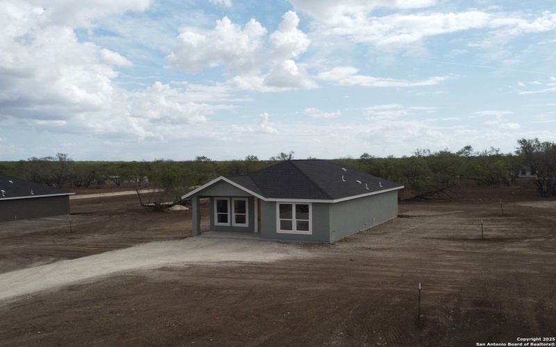 1416 Corgey Rd., Pleasanton, TX 78064, 3 Bedrooms Bedrooms, ,2 BathroomsBathrooms,Residential,For Sale,1416 Corgey Rd.,0,1911381