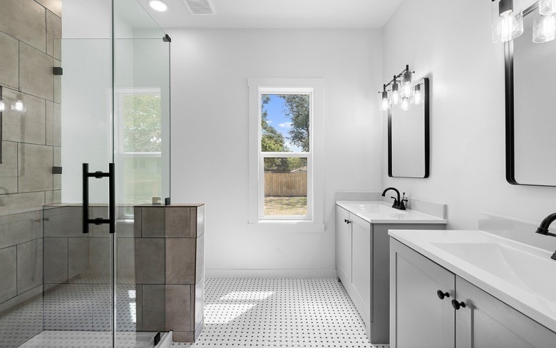 504 North Lake Avenue, Eagle Lake, TX 77434, 3 Bedrooms Bedrooms, ,2 BathroomsBathrooms,Residential,For Sale,504 North Lake Avenue,0,153416