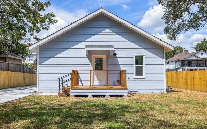 504 North Lake Avenue, Eagle Lake, TX 77434, 3 Bedrooms Bedrooms, ,2 BathroomsBathrooms,Residential,For Sale,504 North Lake Avenue,0,153416