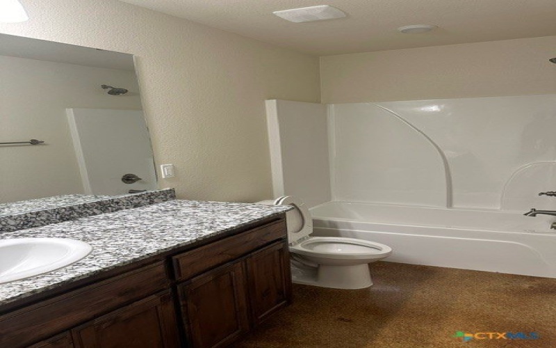 206 E Washington Avenue, Copperas Cove, TX 76522, 3 Bedrooms Bedrooms, ,Residential,For Sale,206 E Washington Avenue,0,593961