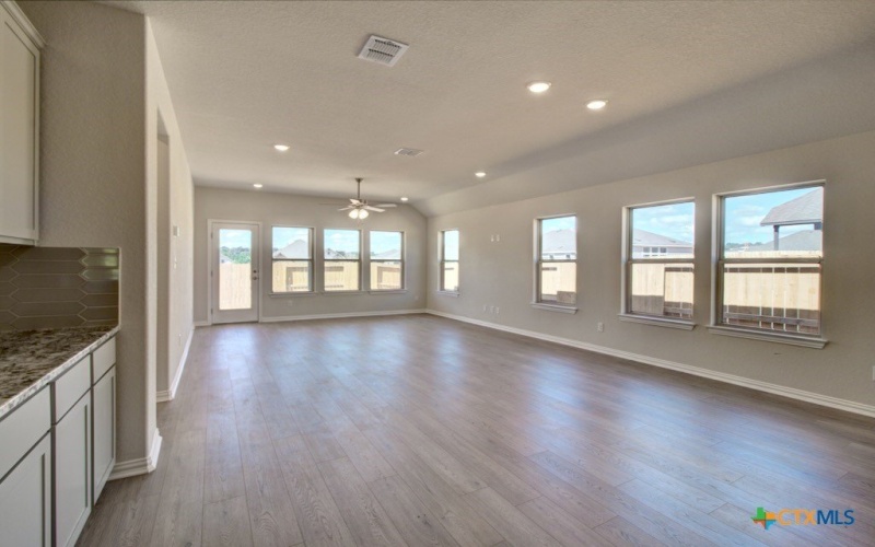 1661 Couser Avenue, New Braunfels, TX 78132, 3 Bedrooms Bedrooms, ,2 BathroomsBathrooms,Residential,For Sale,1661 Couser Avenue,0,593978