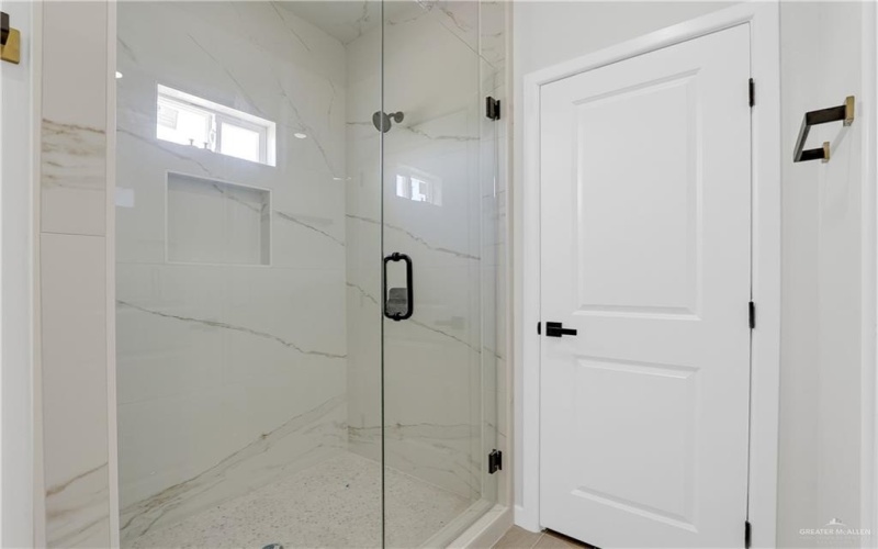 1047 Nina Avenue, Alamo, TX 78516, 3 Bedrooms Bedrooms, ,2 BathroomsBathrooms,Residential,For Sale,1047 Nina Avenue,0,481828