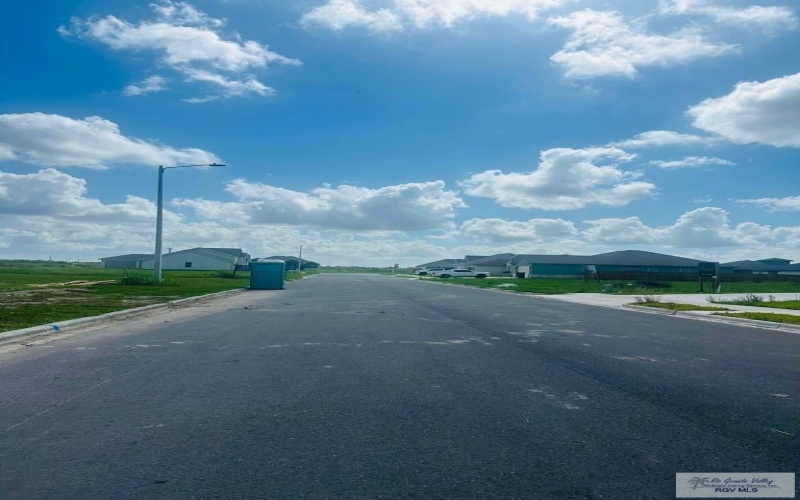 8801 SANDPIPER DR, HARLINGEN, TX 78552, 3 Bedrooms Bedrooms, ,2 BathroomsBathrooms,Residential,For Sale,8801 SANDPIPER DR,0,29768004