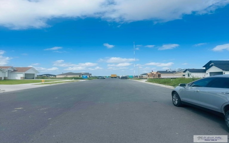 8801 SANDPIPER DR, HARLINGEN, TX 78552, 3 Bedrooms Bedrooms, ,2 BathroomsBathrooms,Residential,For Sale,8801 SANDPIPER DR,0,29768004