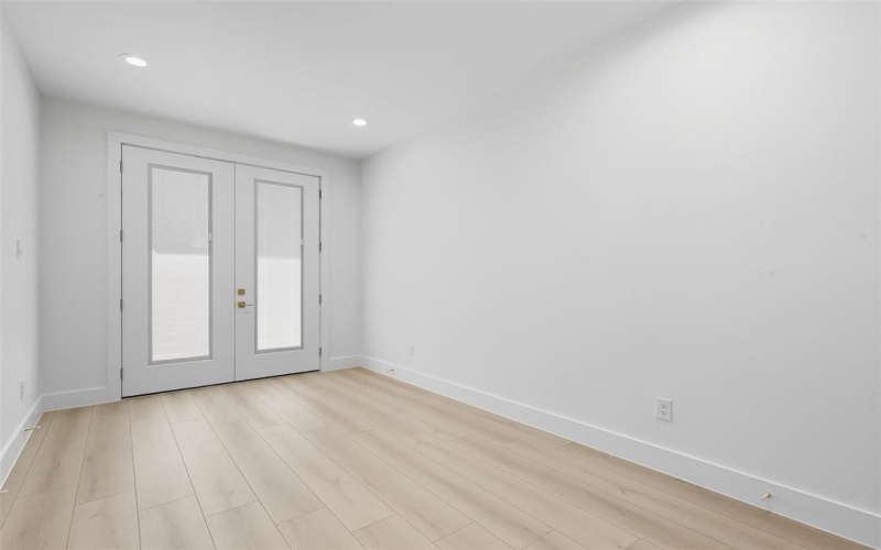 1906 Leath Street, Dallas, TX 75212, 3 Bedrooms Bedrooms, ,3 BathroomsBathrooms,Residential,For Sale,1906 Leath Street,0,21060479