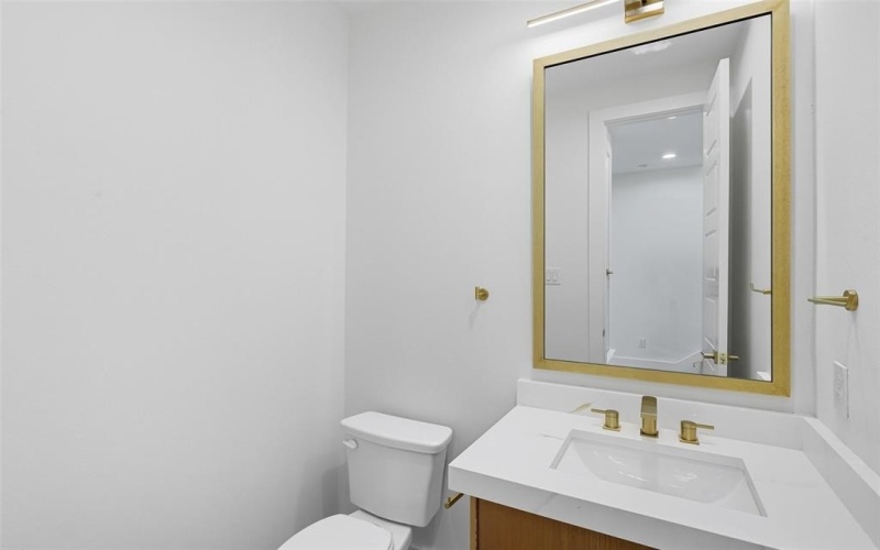 1906 Leath Street, Dallas, TX 75212, 3 Bedrooms Bedrooms, ,3 BathroomsBathrooms,Residential,For Sale,1906 Leath Street,0,21060479