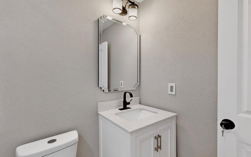 1708 Ridgeview Street, Mesquite, TX 75149, 4 Bedrooms Bedrooms, ,2 BathroomsBathrooms,Residential,For Sale,1708 Ridgeview Street,0,21070485