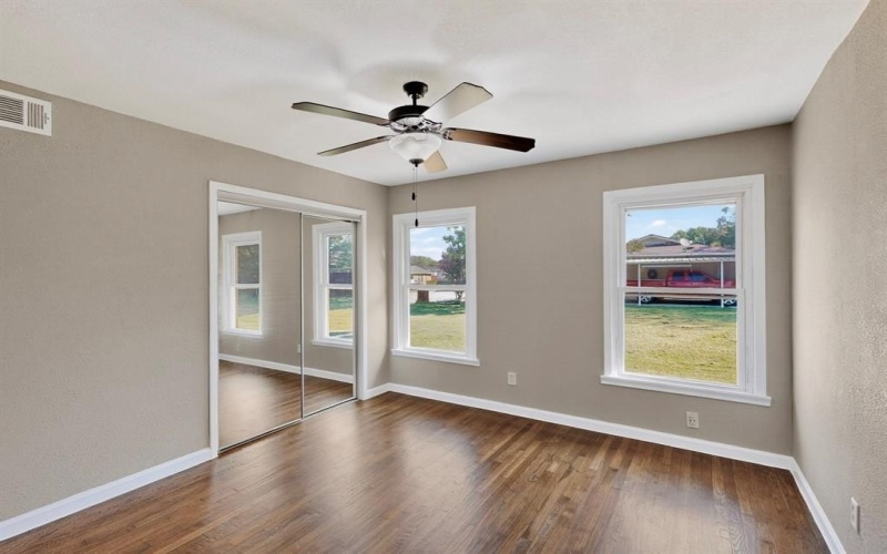 1708 Ridgeview Street, Mesquite, TX 75149, 4 Bedrooms Bedrooms, ,2 BathroomsBathrooms,Residential,For Sale,1708 Ridgeview Street,0,21070485