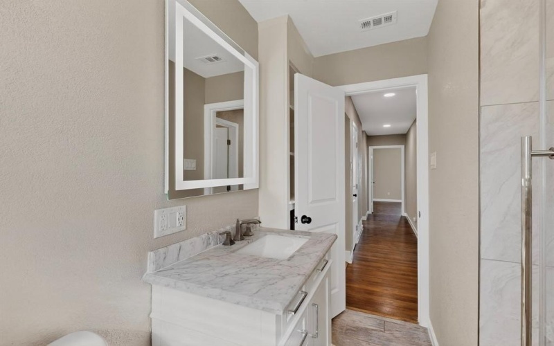 1708 Ridgeview Street, Mesquite, TX 75149, 4 Bedrooms Bedrooms, ,2 BathroomsBathrooms,Residential,For Sale,1708 Ridgeview Street,0,21070485