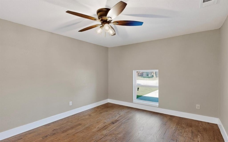 1708 Ridgeview Street, Mesquite, TX 75149, 4 Bedrooms Bedrooms, ,2 BathroomsBathrooms,Residential,For Sale,1708 Ridgeview Street,0,21070485
