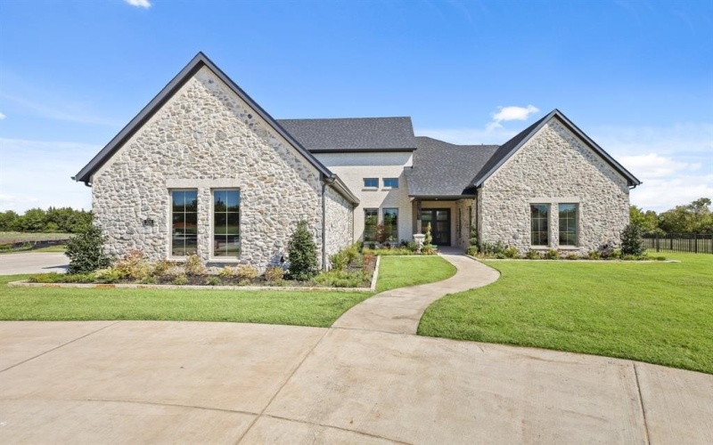 324 Chapel View Court, Heath, TX 75032, 5 Bedrooms Bedrooms, ,5 BathroomsBathrooms,Residential,For Sale,324 Chapel View Court,0,21070799