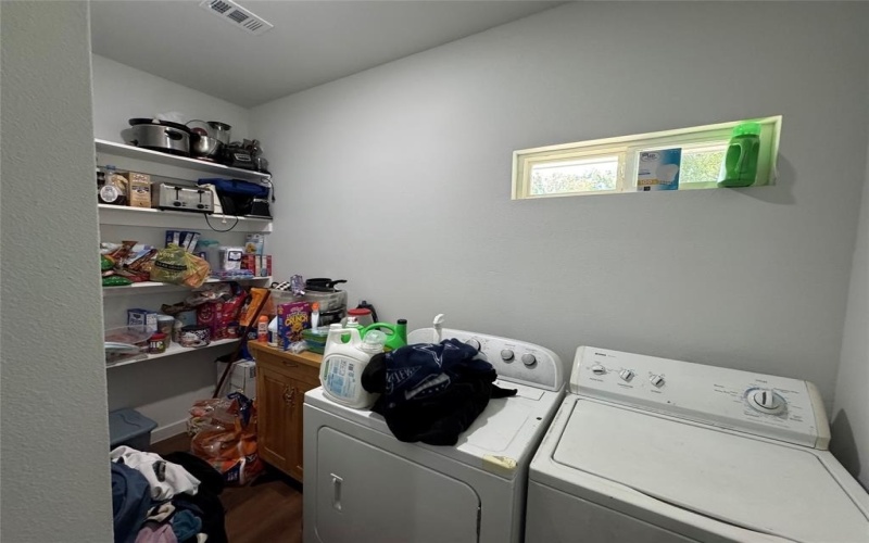 1307 W 33rd Street, Tyler, TX 75702, 3 Bedrooms Bedrooms, ,2 BathroomsBathrooms,Residential Multi Family,For Sale,1307 W 33rd Street,0,21071222