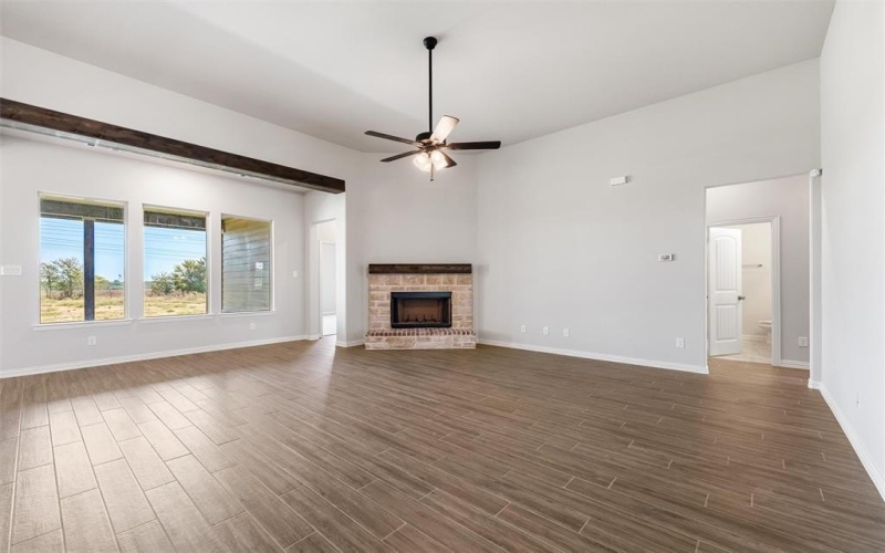 120 Big Bend Trail, Valley View, TX 76272, 4 Bedrooms Bedrooms, ,2 BathroomsBathrooms,Residential,For Sale,120 Big Bend Trail,0,21073198