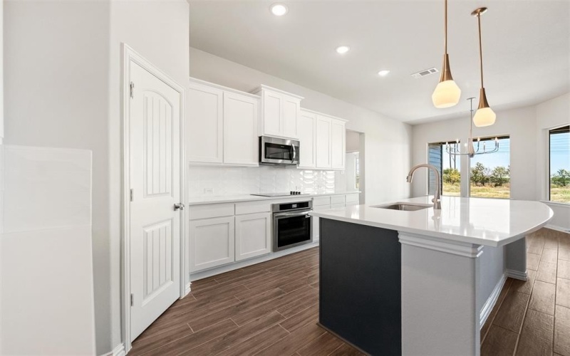 120 Big Bend Trail, Valley View, TX 76272, 4 Bedrooms Bedrooms, ,2 BathroomsBathrooms,Residential,For Sale,120 Big Bend Trail,0,21073198