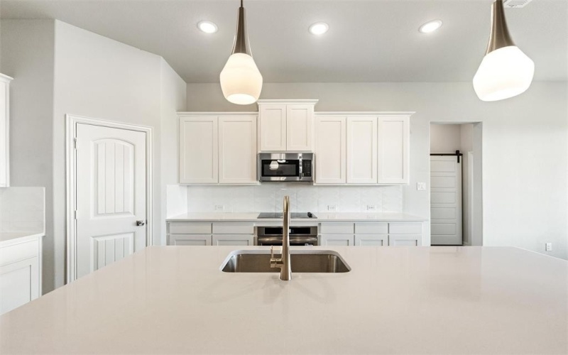 120 Big Bend Trail, Valley View, TX 76272, 4 Bedrooms Bedrooms, ,2 BathroomsBathrooms,Residential,For Sale,120 Big Bend Trail,0,21073198