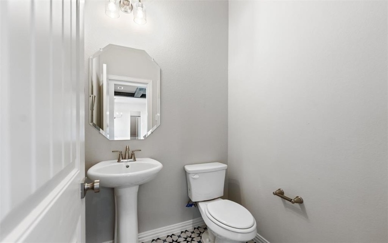 120 Big Bend Trail, Valley View, TX 76272, 4 Bedrooms Bedrooms, ,2 BathroomsBathrooms,Residential,For Sale,120 Big Bend Trail,0,21073198