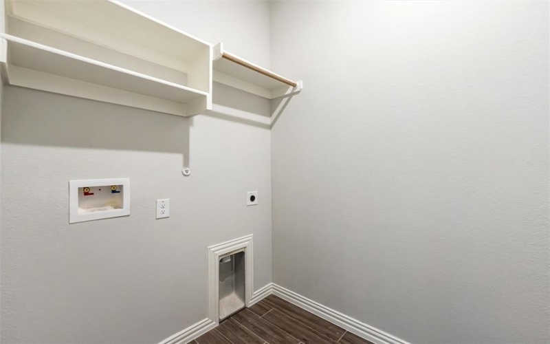 120 Big Bend Trail, Valley View, TX 76272, 4 Bedrooms Bedrooms, ,2 BathroomsBathrooms,Residential,For Sale,120 Big Bend Trail,0,21073198