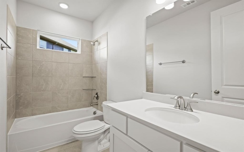6306 Marlbourough Court, Garland, TX 75043, 4 Habitaciones Habitaciones , ,3 BañosBaños,Residential,En Venta,6306 Marlbourough Court,0,21073227