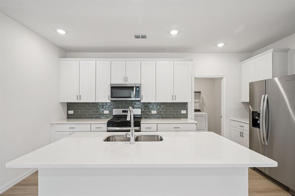 3931 Worth Drive, Farmersville, TX 75442, 4 Bedrooms Bedrooms, ,2 BathroomsBathrooms,Residential,For Sale,3931 Worth Drive,0,21072093