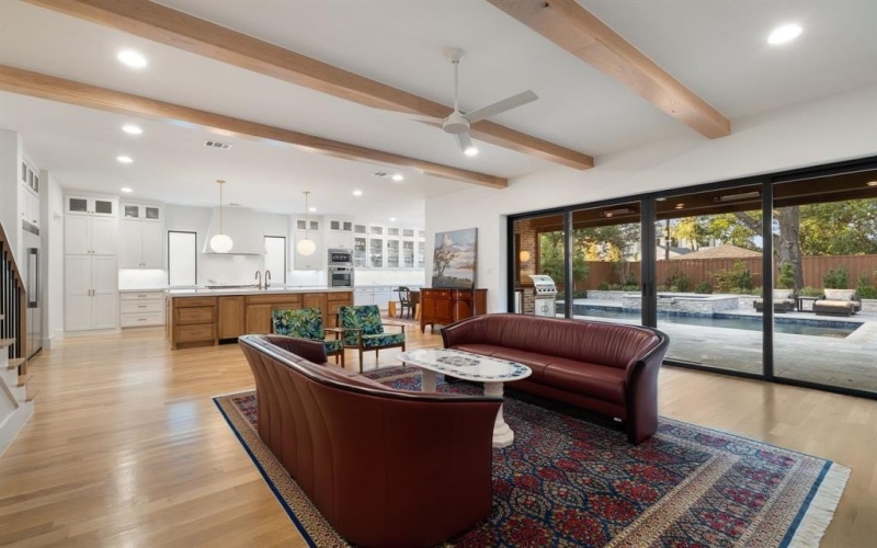 5019 Lark Lane, Dallas, TX 75209, 6 Bedrooms Bedrooms, ,6 BathroomsBathrooms,Residential,For Sale,5019 Lark Lane,0,21072158