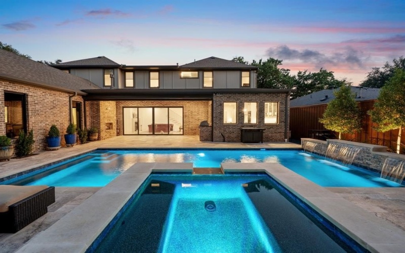 5019 Lark Lane, Dallas, TX 75209, 6 Bedrooms Bedrooms, ,6 BathroomsBathrooms,Residential,For Sale,5019 Lark Lane,0,21072158