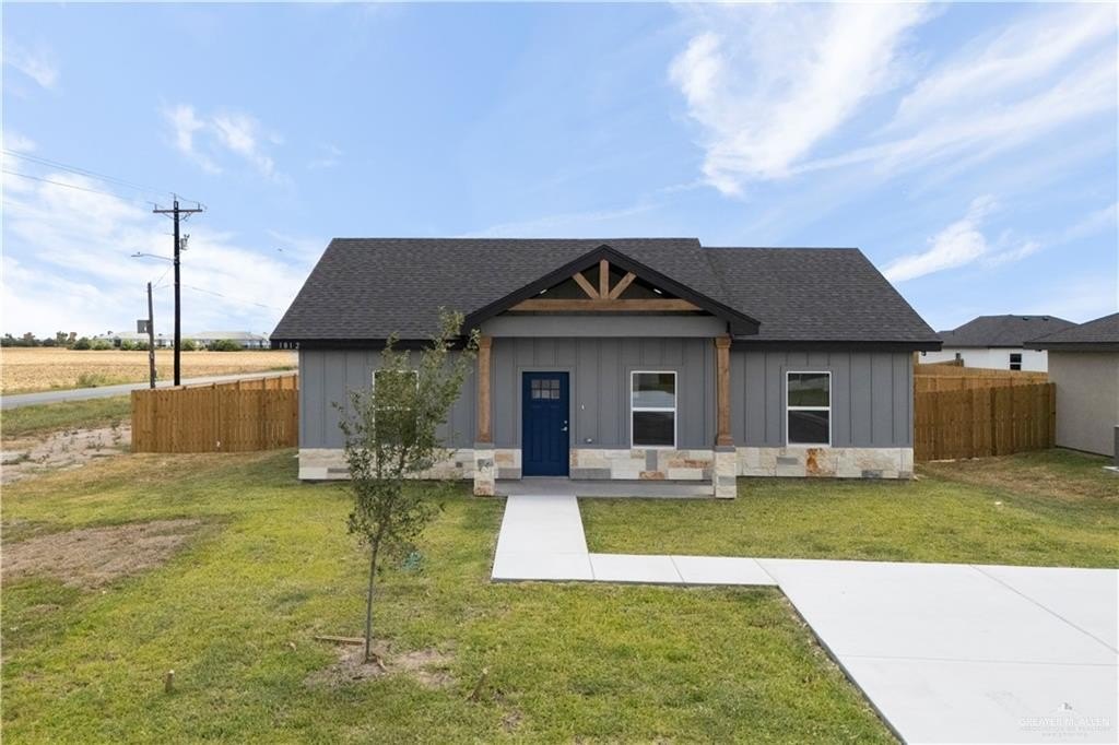1602 Hope Drive, Mercedes, TX 78570, 4 Bedrooms Bedrooms, ,2 BathroomsBathrooms,Residential,For Sale,1602 Hope Drive,449126