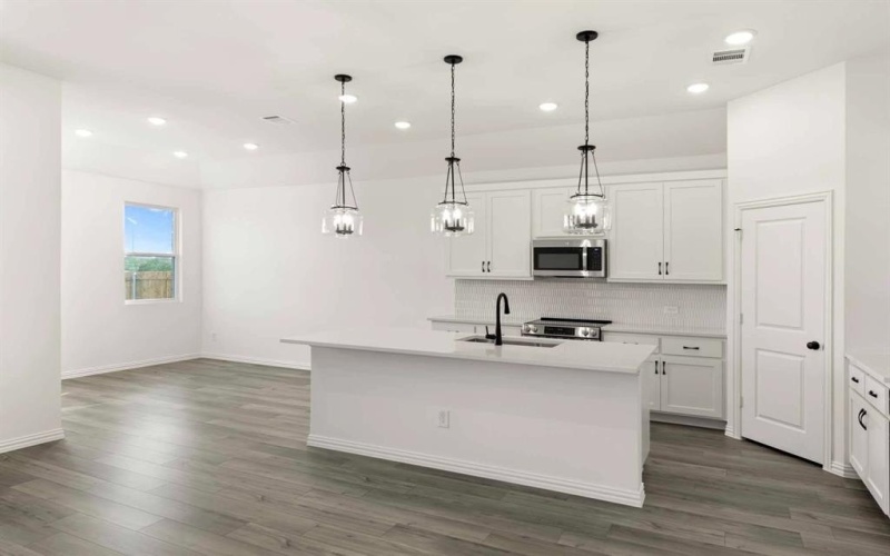 1015 Colgate Circle, Princeton, TX 75407, 4 Habitaciones Habitaciones , ,2 BañosBaños,Residential,En Venta,1015 Colgate Circle,0,21072365