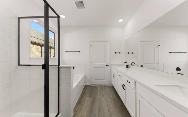 1015 Colgate Circle, Princeton, TX 75407, 4 Habitaciones Habitaciones , ,2 BañosBaños,Residential,En Venta,1015 Colgate Circle,0,21072365