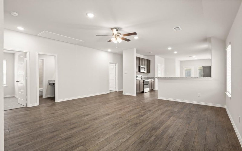 1507 Romans Road, Ennis, TX 75119, 4 Habitaciones Habitaciones , ,2 BañosBaños,Residential,En Venta,1507 Romans Road,0,21072412