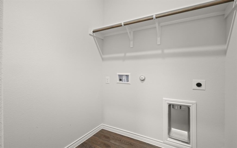 1504 Romans Road, Ennis, TX 75119, 4 Habitaciones Habitaciones , ,2 BañosBaños,Residential,En Venta,1504 Romans Road,0,21072424