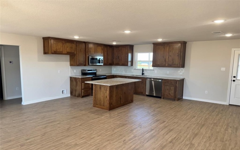 965 Erwin Road, Poolville, TX 76487, 3 Bedrooms Bedrooms, ,2 BathroomsBathrooms,Residential,For Sale,965 Erwin Road,0,21072437