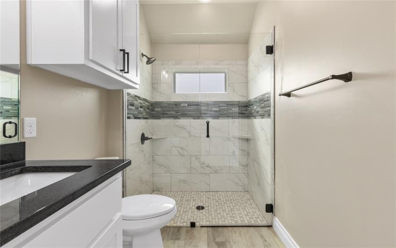 4506 E Kenwood Court, Granbury, TX 76049, 3 Habitaciones Habitaciones , ,2 BañosBaños,Residential,En Venta,4506 E Kenwood Court,0,21072443