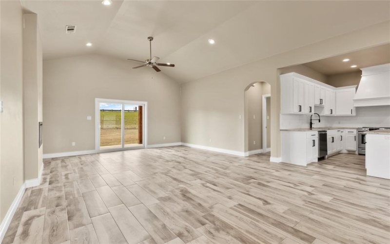 4506 E Kenwood Court, Granbury, TX 76049, 3 Habitaciones Habitaciones , ,2 BañosBaños,Residential,En Venta,4506 E Kenwood Court,0,21072443